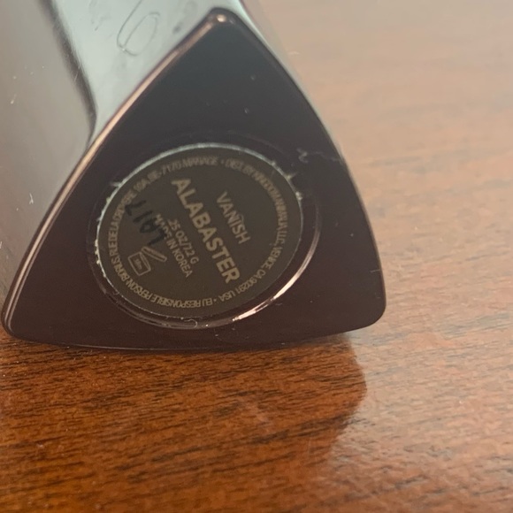 Hourglass Foundation Stick - Picture 3 of 3